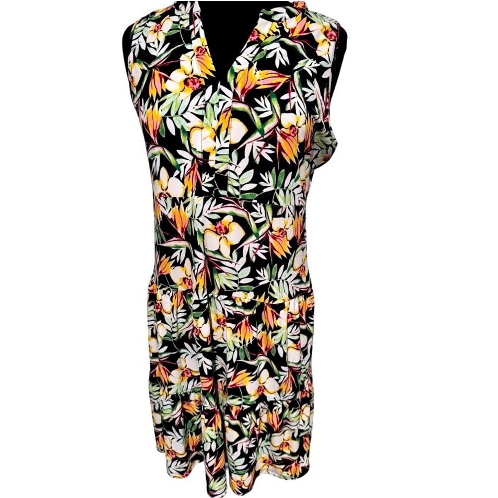 White House Black Market WHBM Tropical Print Dress Size M Summer Statement Piece